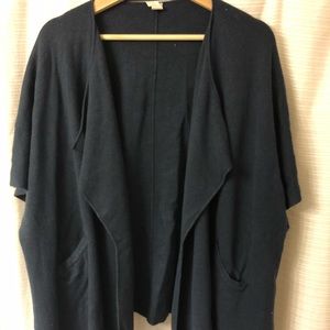 Lululemon convertible O/S Navy Blue Cardigan/Scarf